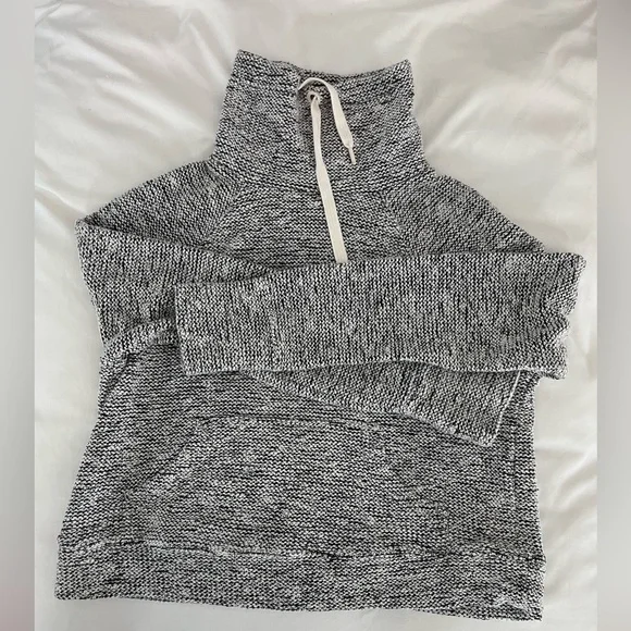 Offline by Aerie snowday mock neck sweatshirt - Picture 4 of 6